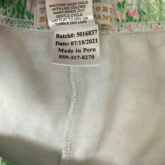 The Beaufort Bonnet Company Cheryl Shorts in Belmont Blooms Palm Beach Pink - Picture 4 of 5